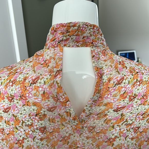 Bishop + Young Keyholes Blouse - Picture 8 of 13